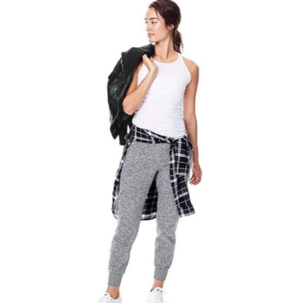 🤩 Athleta Grey Soft Terry Jogger w/ Pockets